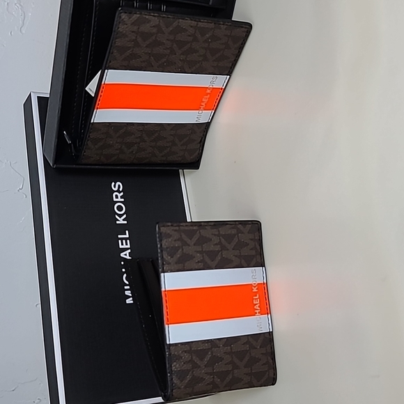 Michael Kors Men's 3 in 1 Wallet Box Set BROWN - Picture 2 of 7